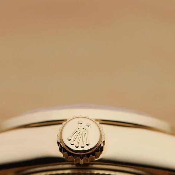 ROLEX LADIES PRESIDENT FACTORY DIAMOND 18K YELLOW GOLD WATCH - Picture 8 of 8